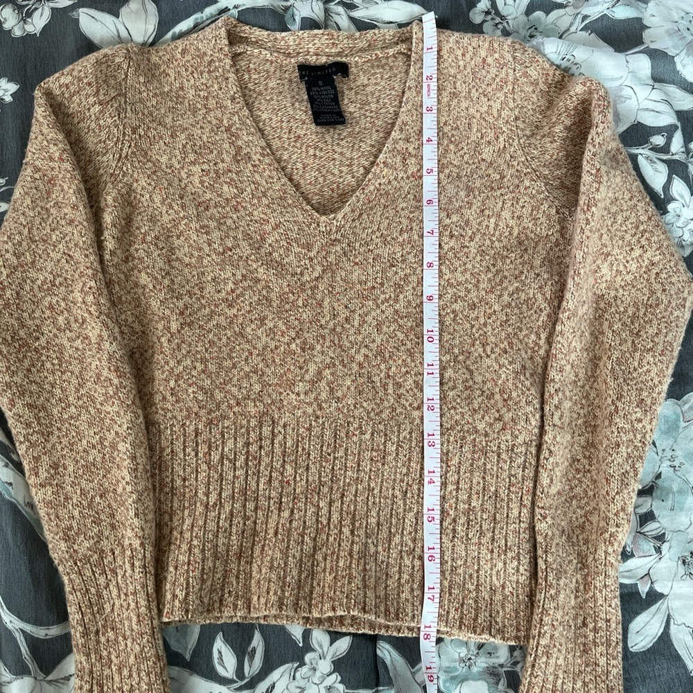 The Limited Women’s Knitted Y2K Sweater Size S - Picture 4 of 5